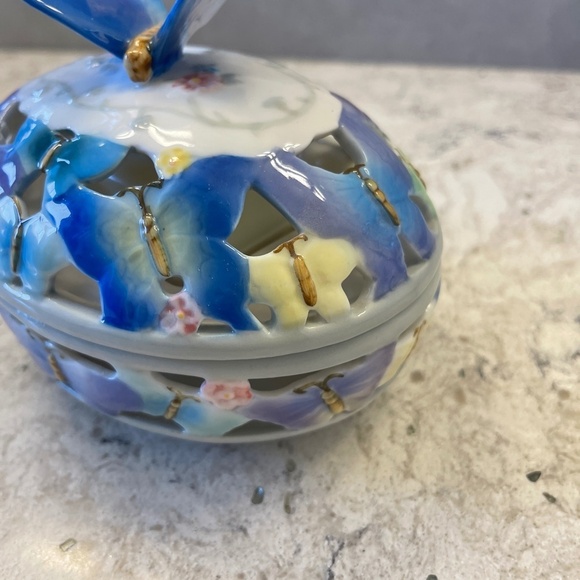 The Music Box Co.The Ann Rosa Collection - Beautiful - Picture 6 of 13